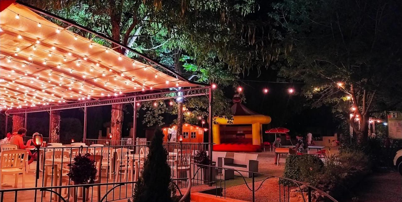 Camping Hotel Les Rives Du Loup Tourrettes-sur-Loup Luaran gambar