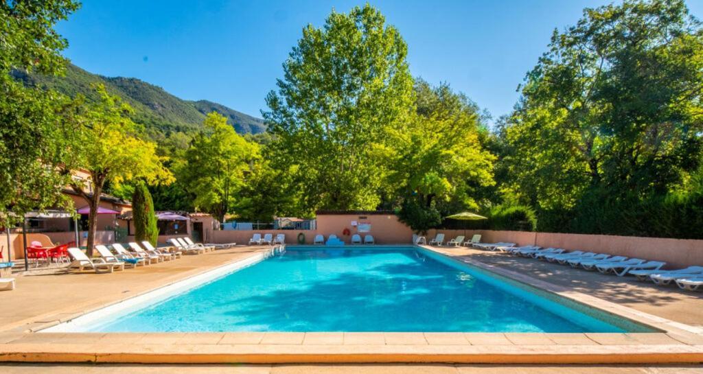 Camping Hotel Les Rives Du Loup Tourrettes-sur-Loup Luaran gambar