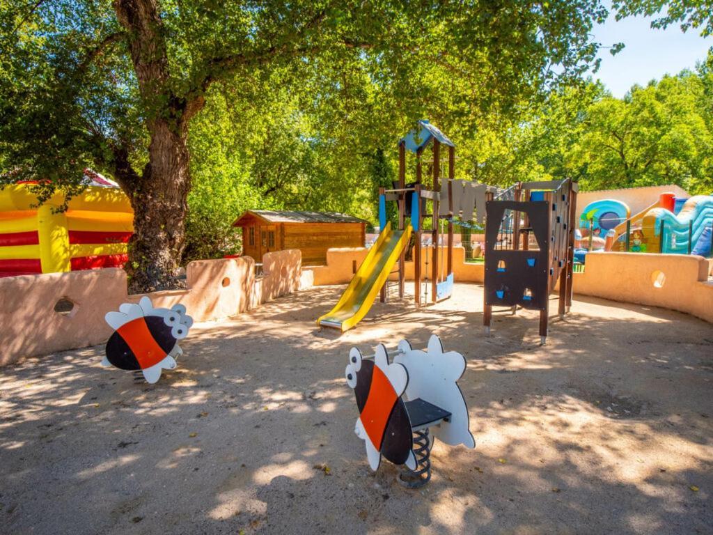 Camping Hotel Les Rives Du Loup Tourrettes-sur-Loup Luaran gambar