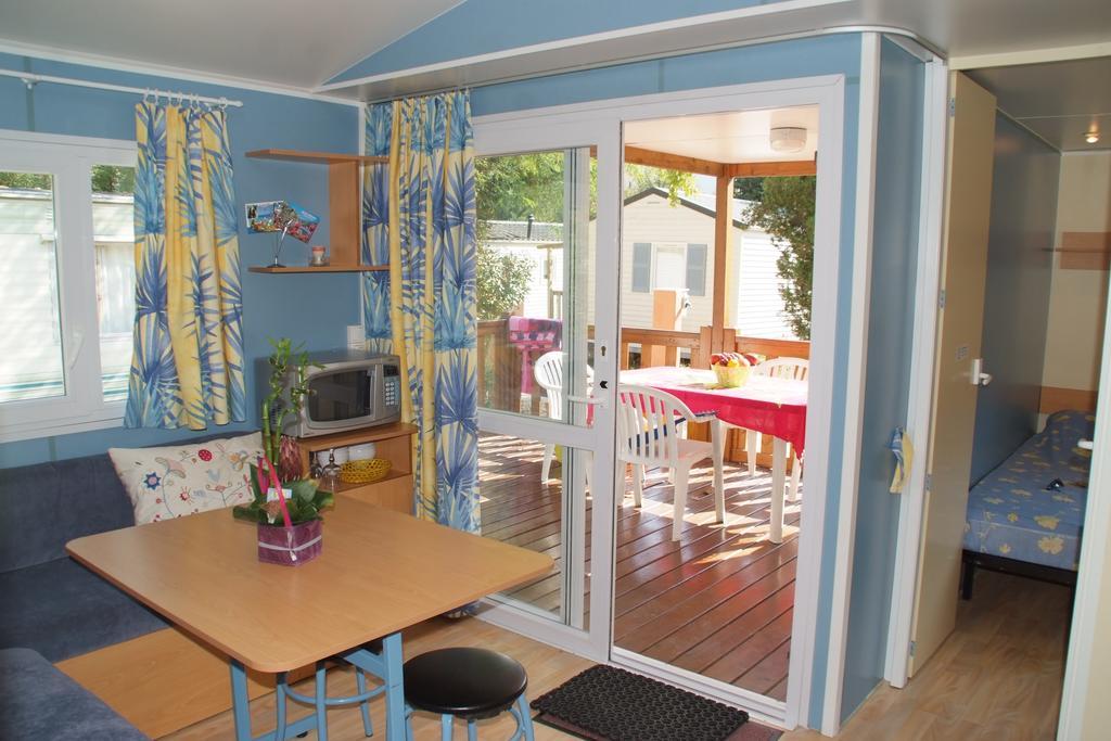 Camping Hotel Les Rives Du Loup Tourrettes-sur-Loup Luaran gambar